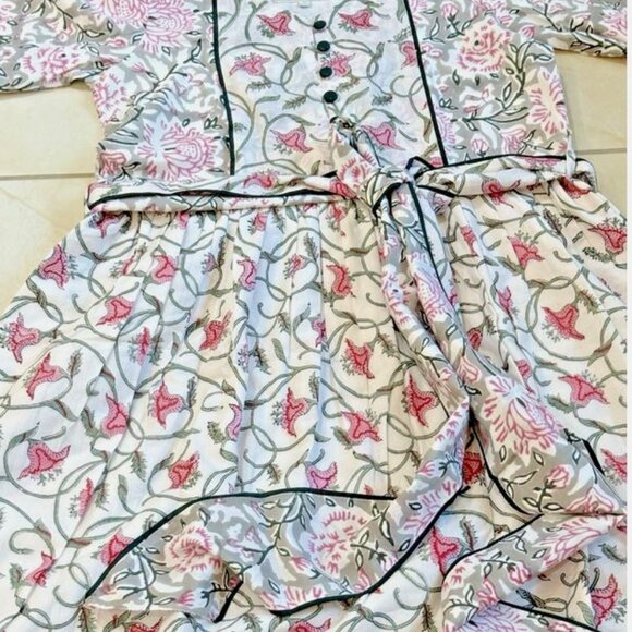 Brand new tuckernuck Sue Sartor white, pink , dark gray contrast print Dress - Picture 5 of 16